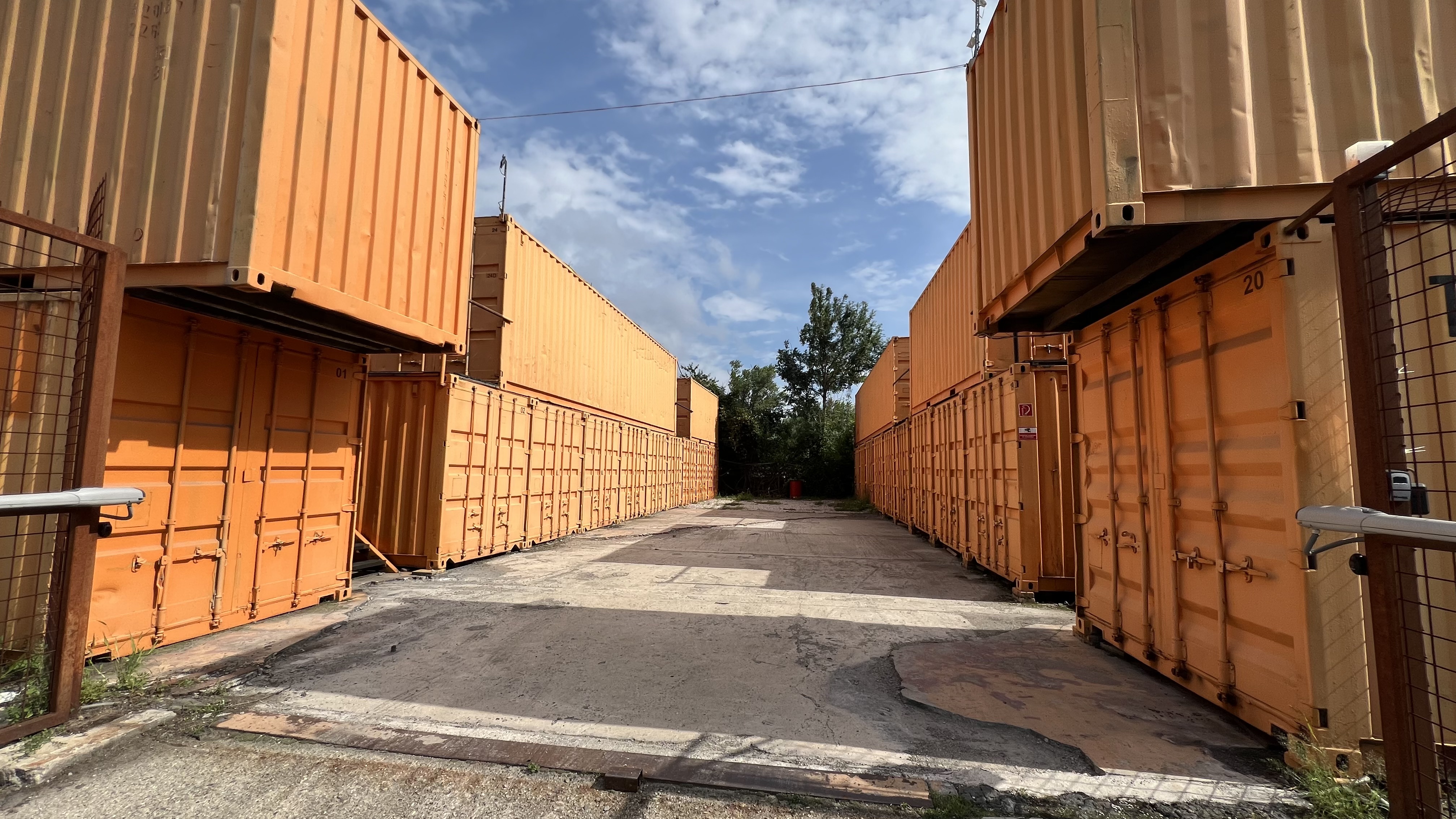 TOP-SKLAD Kaukazská