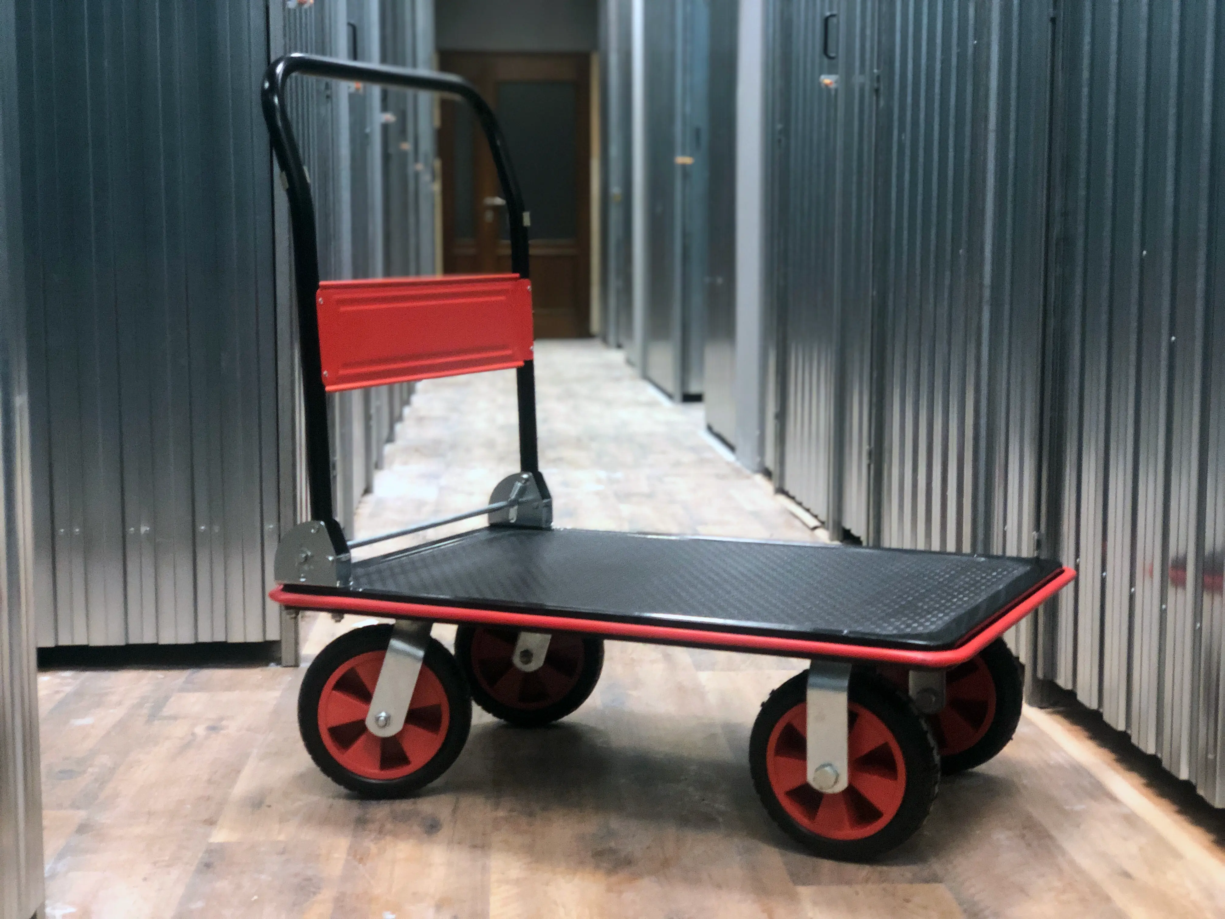 TOP-SKLAD Holíčska