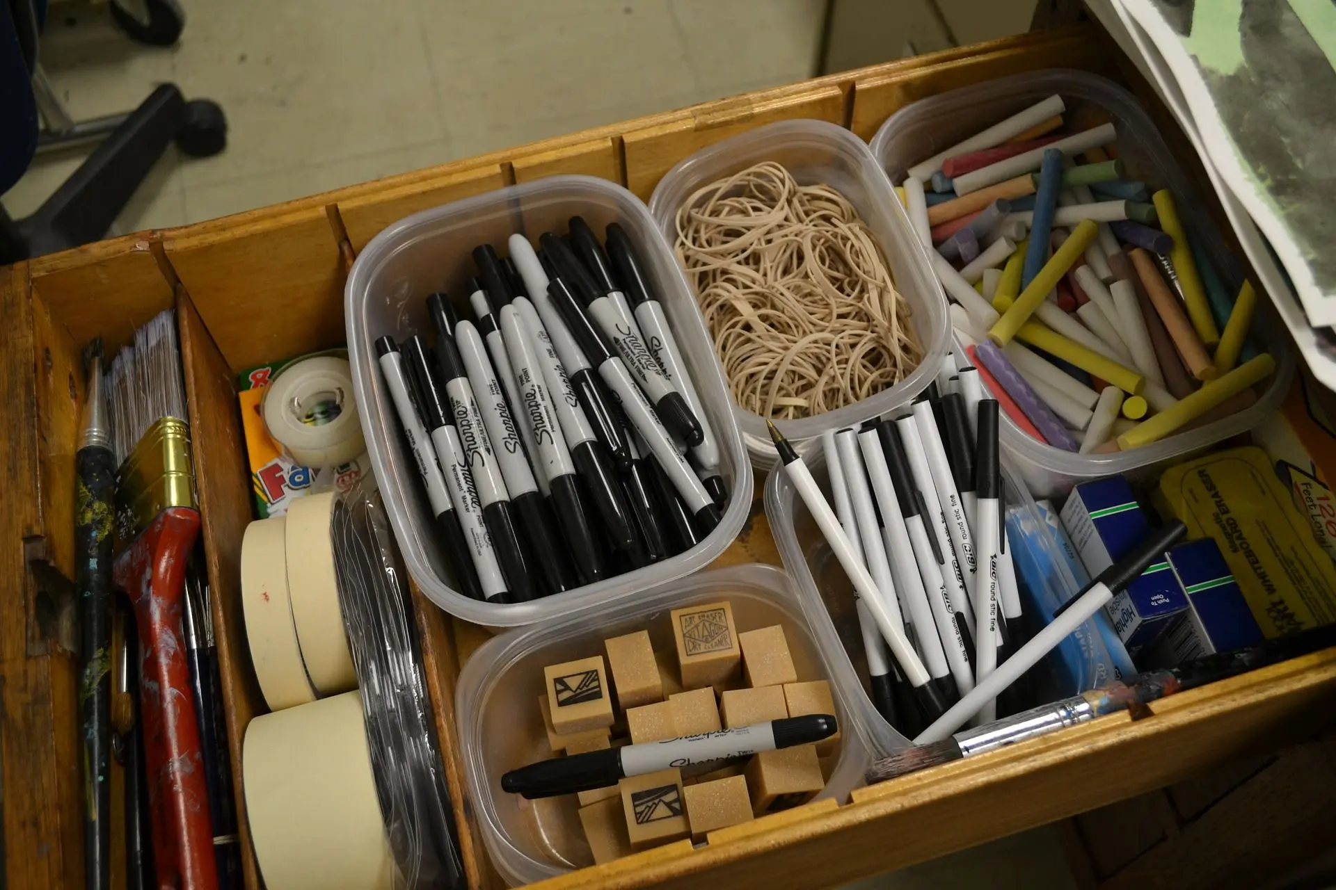 Hobby equipment stored in a TOP SKLAD container
