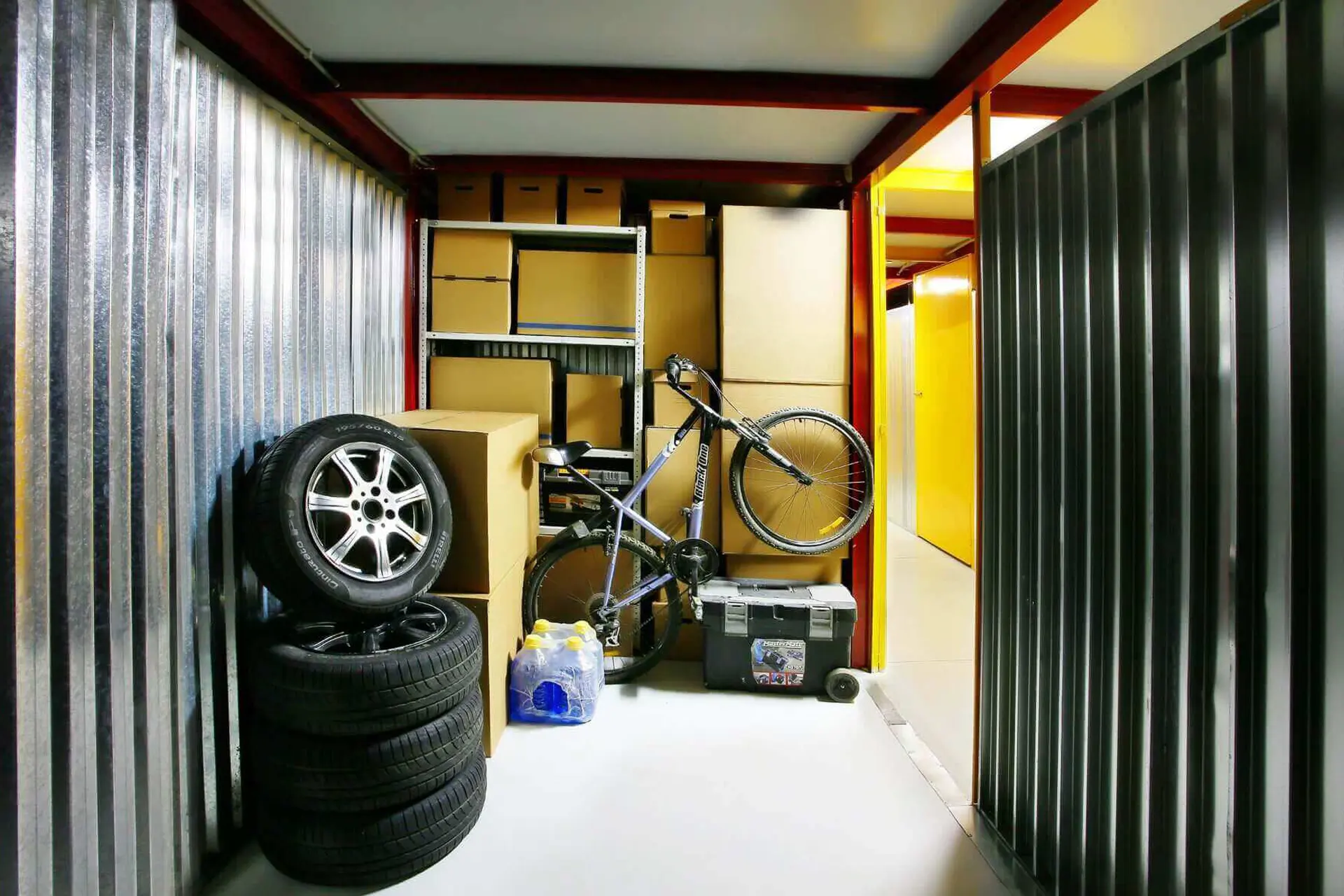 External storage room